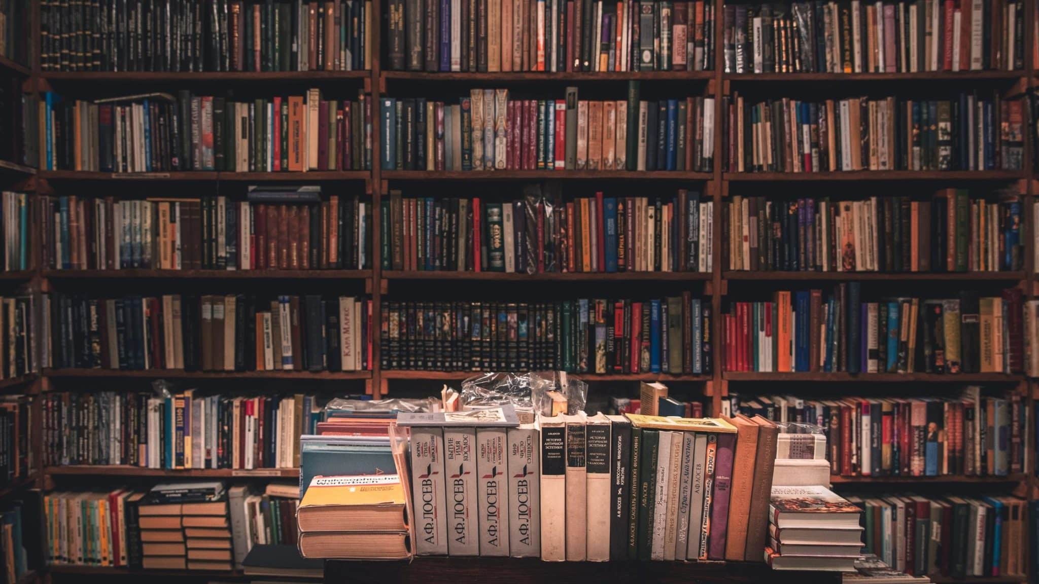 كيف تبيع روايتك أو كتابك